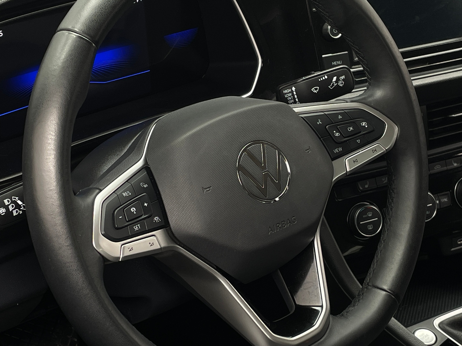 Thumbnail: 2024 Volkswagen Jetta - 4