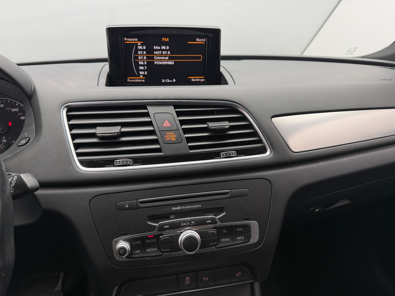 Thumbnail: 2018 Audi Q3 - 3