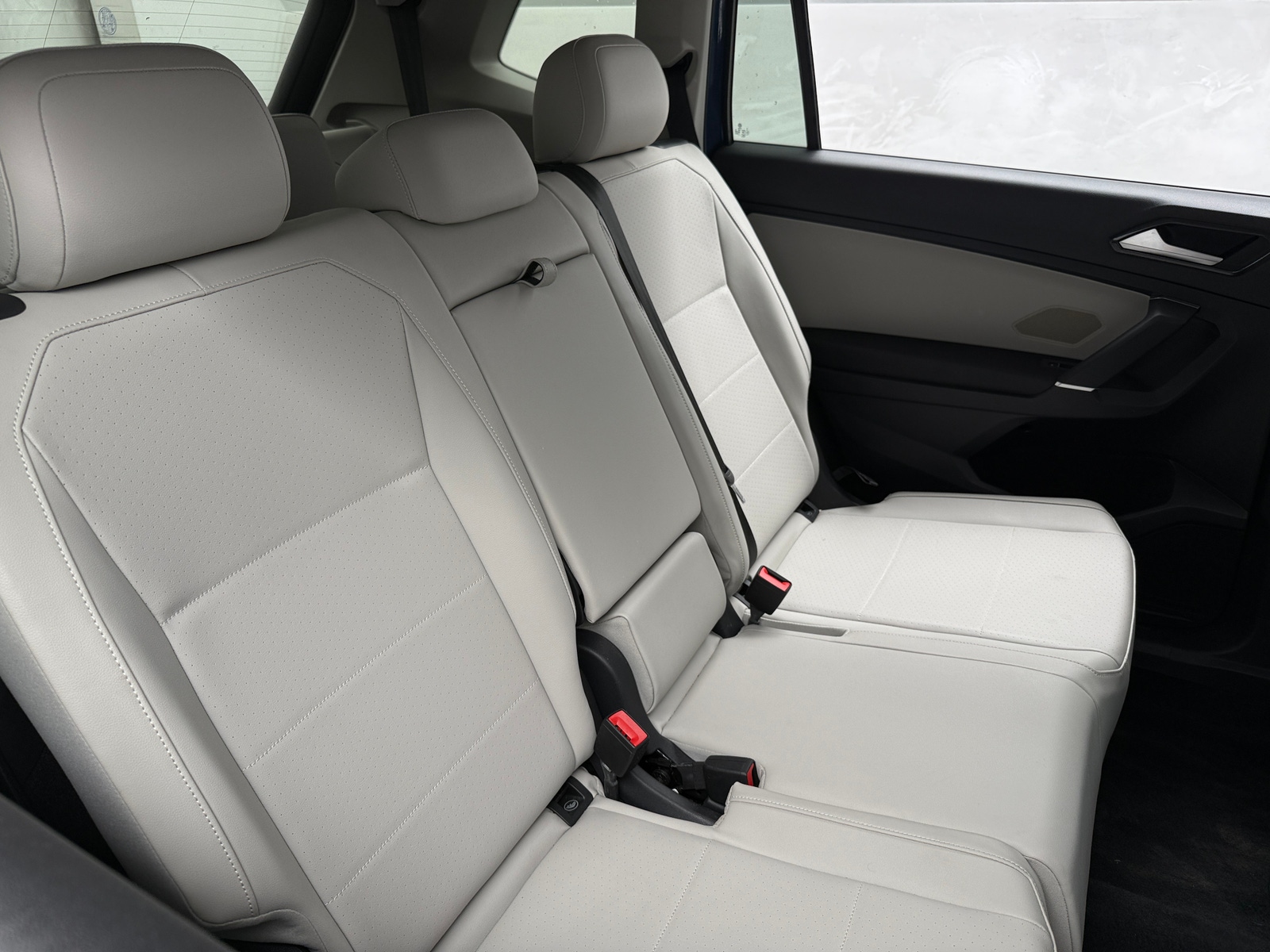 Thumbnail: 2018 Volkswagen Tiguan - 5