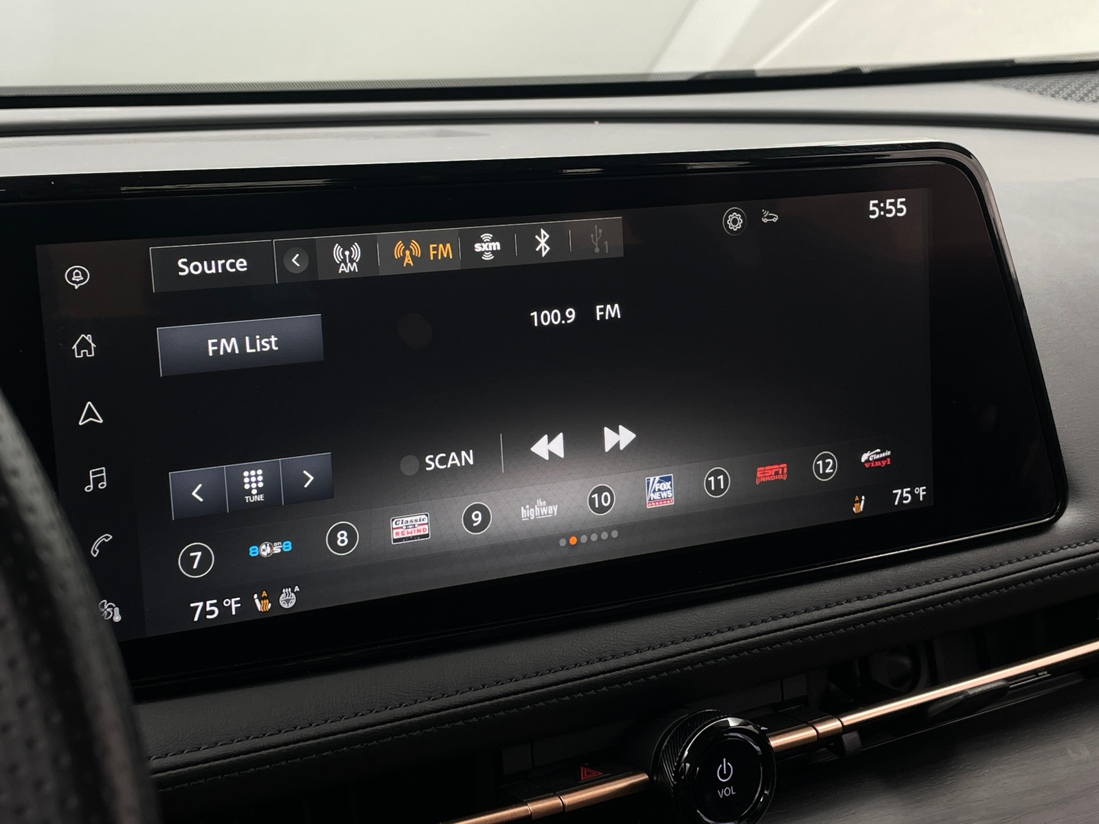 Thumbnail: 2023 Nissan Ariya - 3