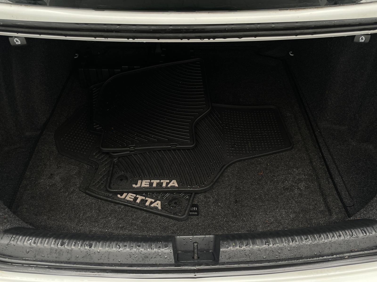 Thumbnail: 2016 Volkswagen Jetta - 6