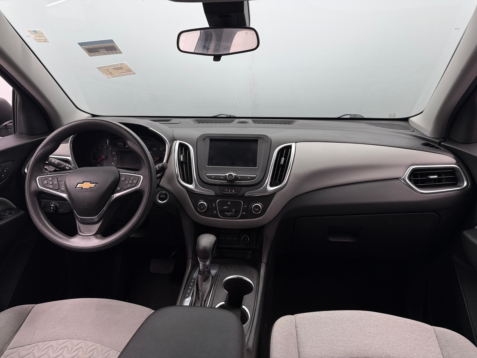 Thumbnail: 2022 Chevrolet Equinox - 3