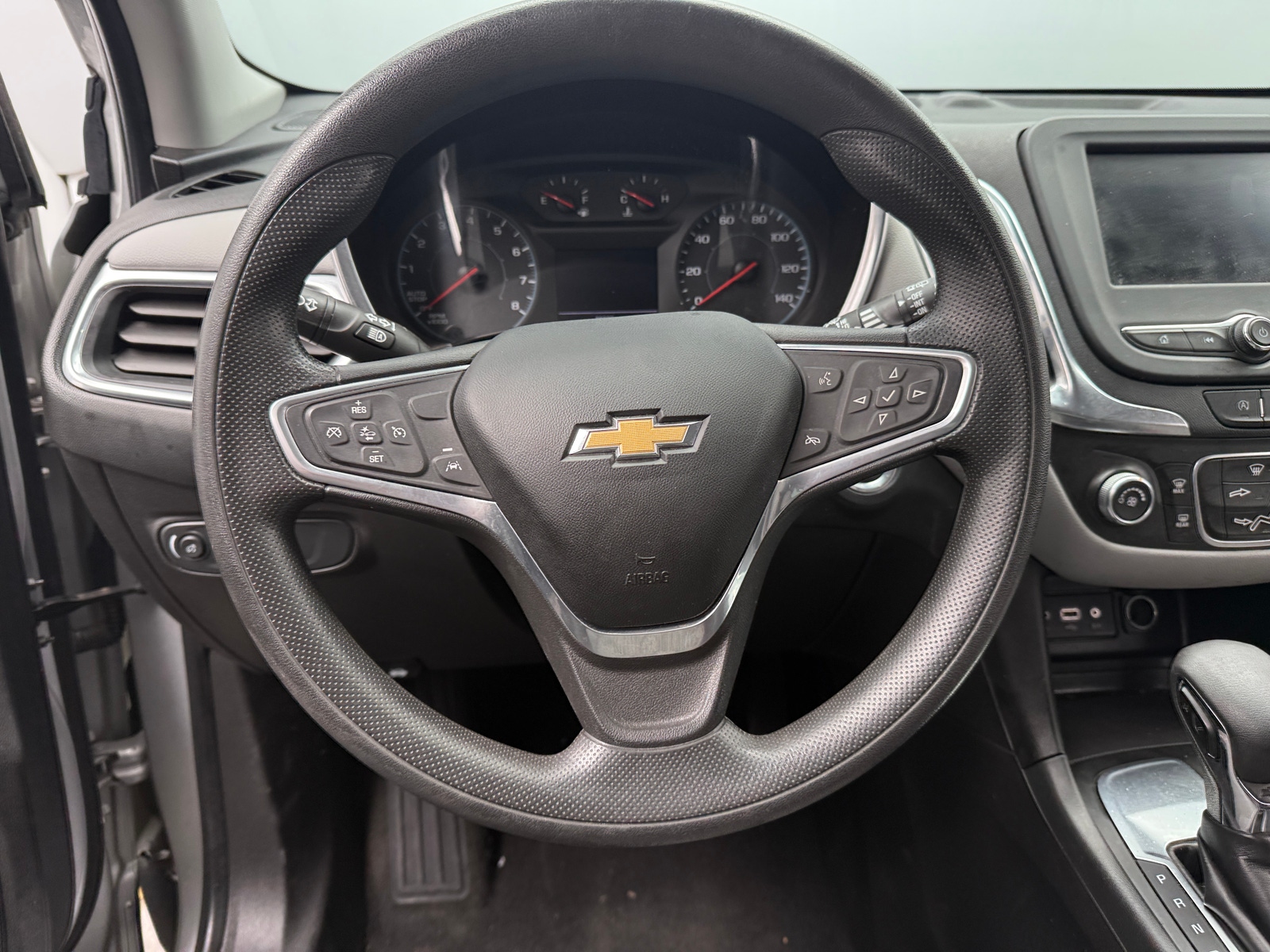 Thumbnail: 2022 Chevrolet Equinox - 5