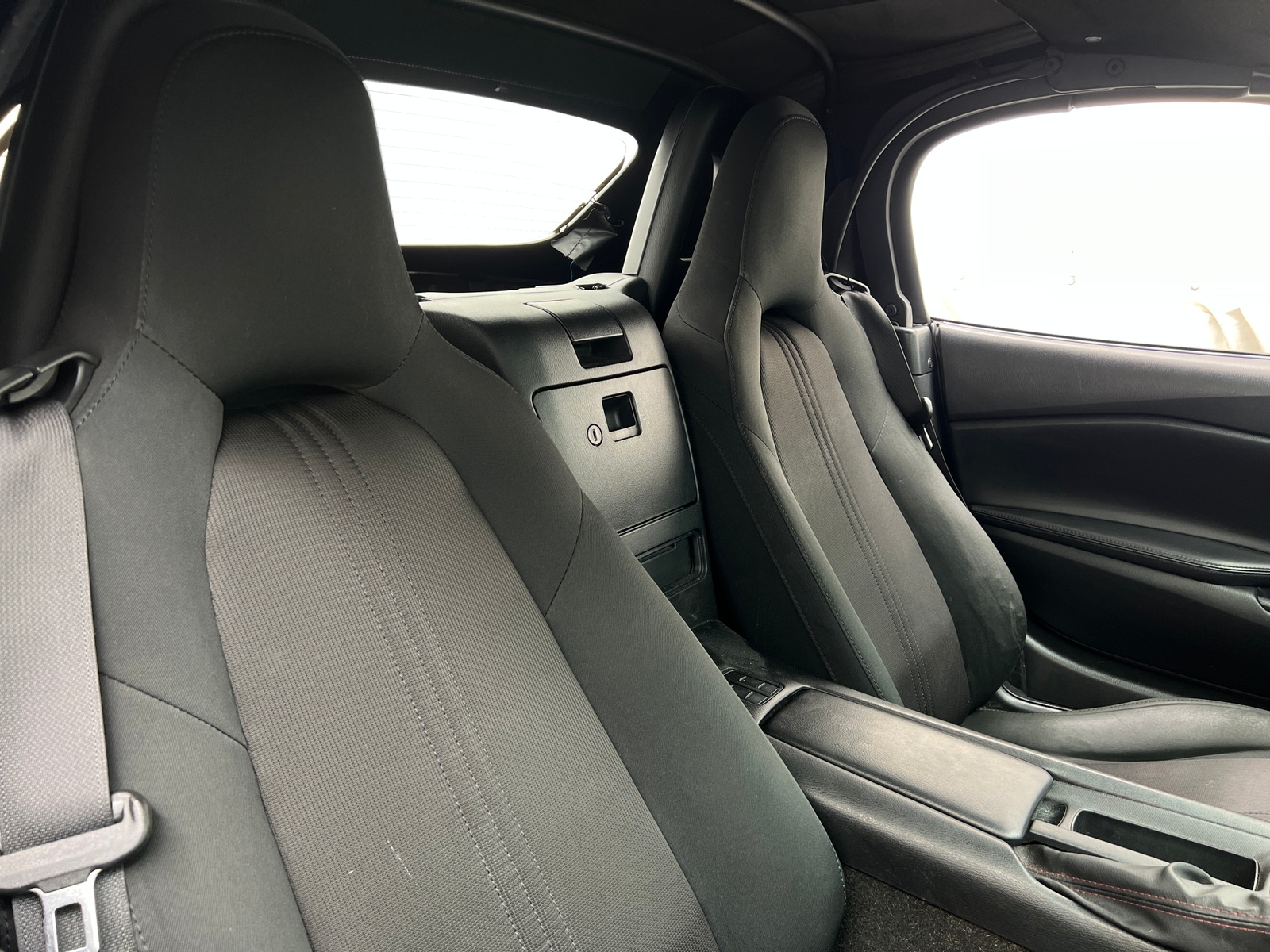 Thumbnail: 2017 Mazda MX-5 Miata - 2