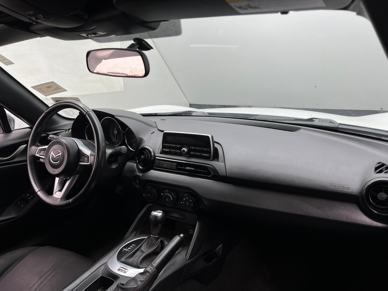 Thumbnail: 2017 Mazda MX-5 Miata - 3