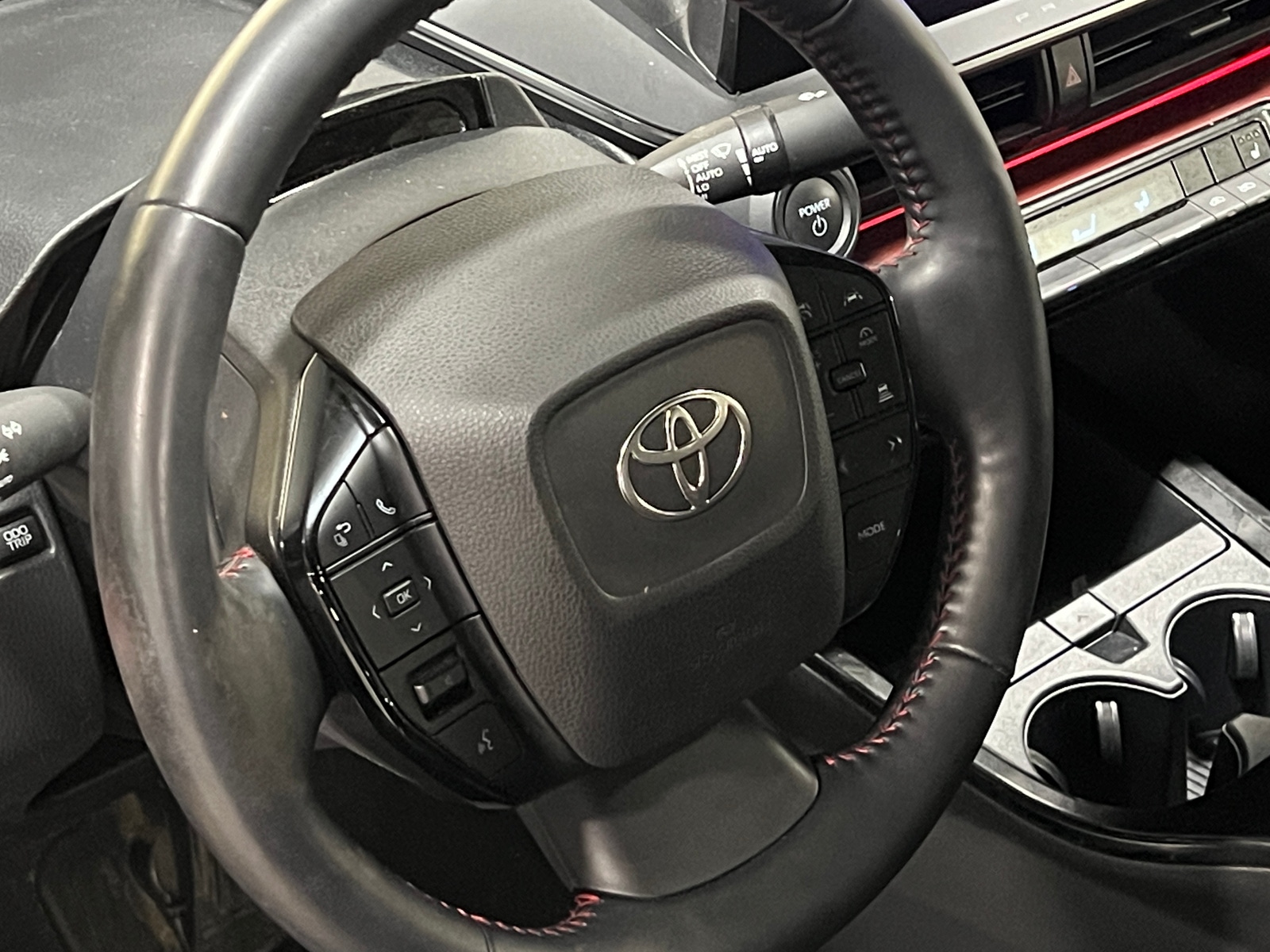 Thumbnail: 2023 Toyota Prius Prime - 4