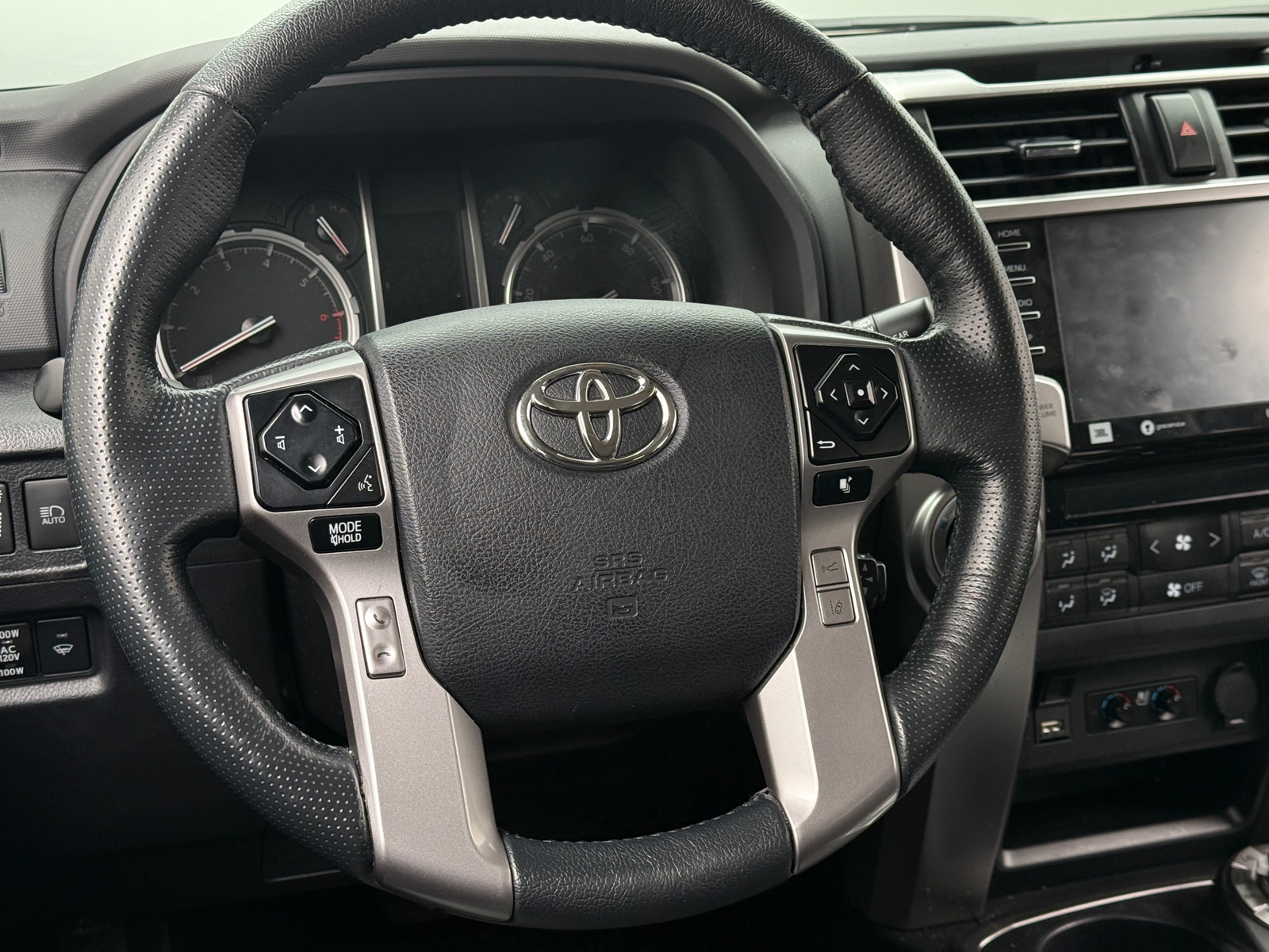 Thumbnail: 2023 Toyota 4Runner - 4