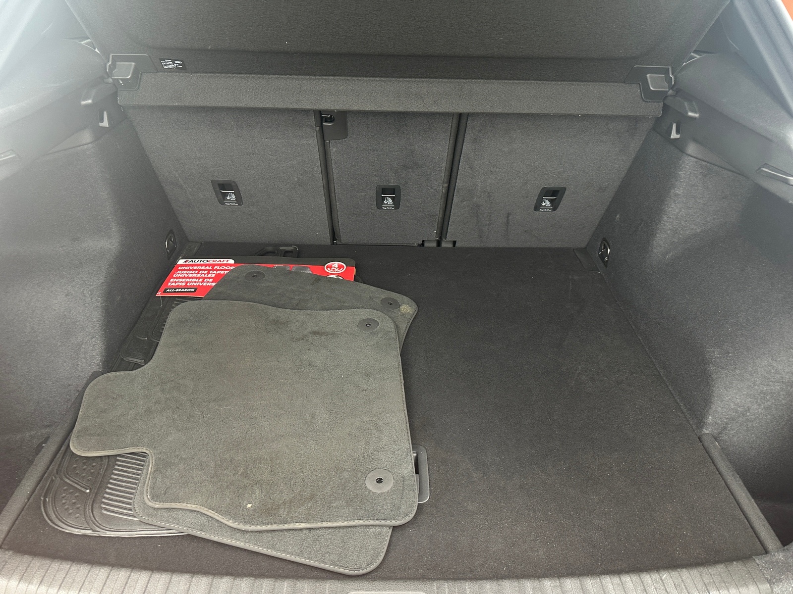 Thumbnail: 2023 Audi Q3 - 6