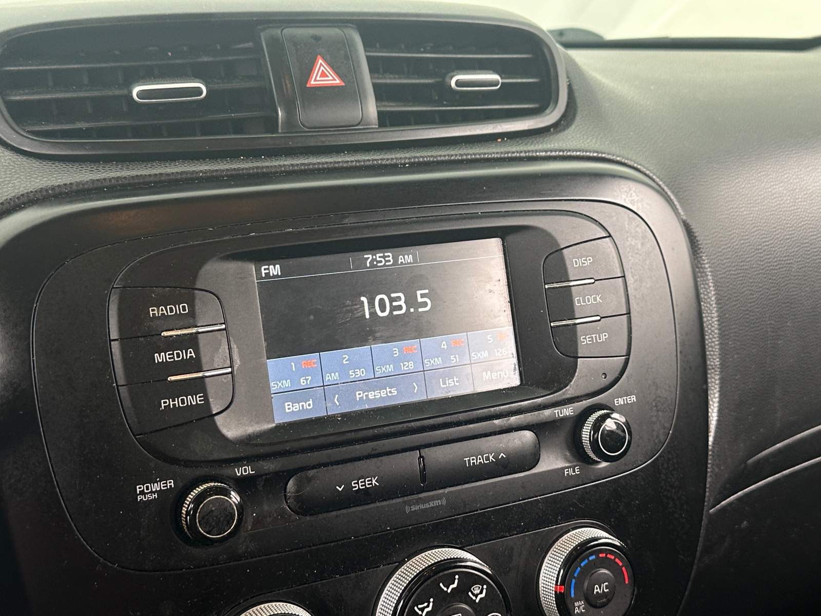 Thumbnail: 2019 Kia Soul - 4