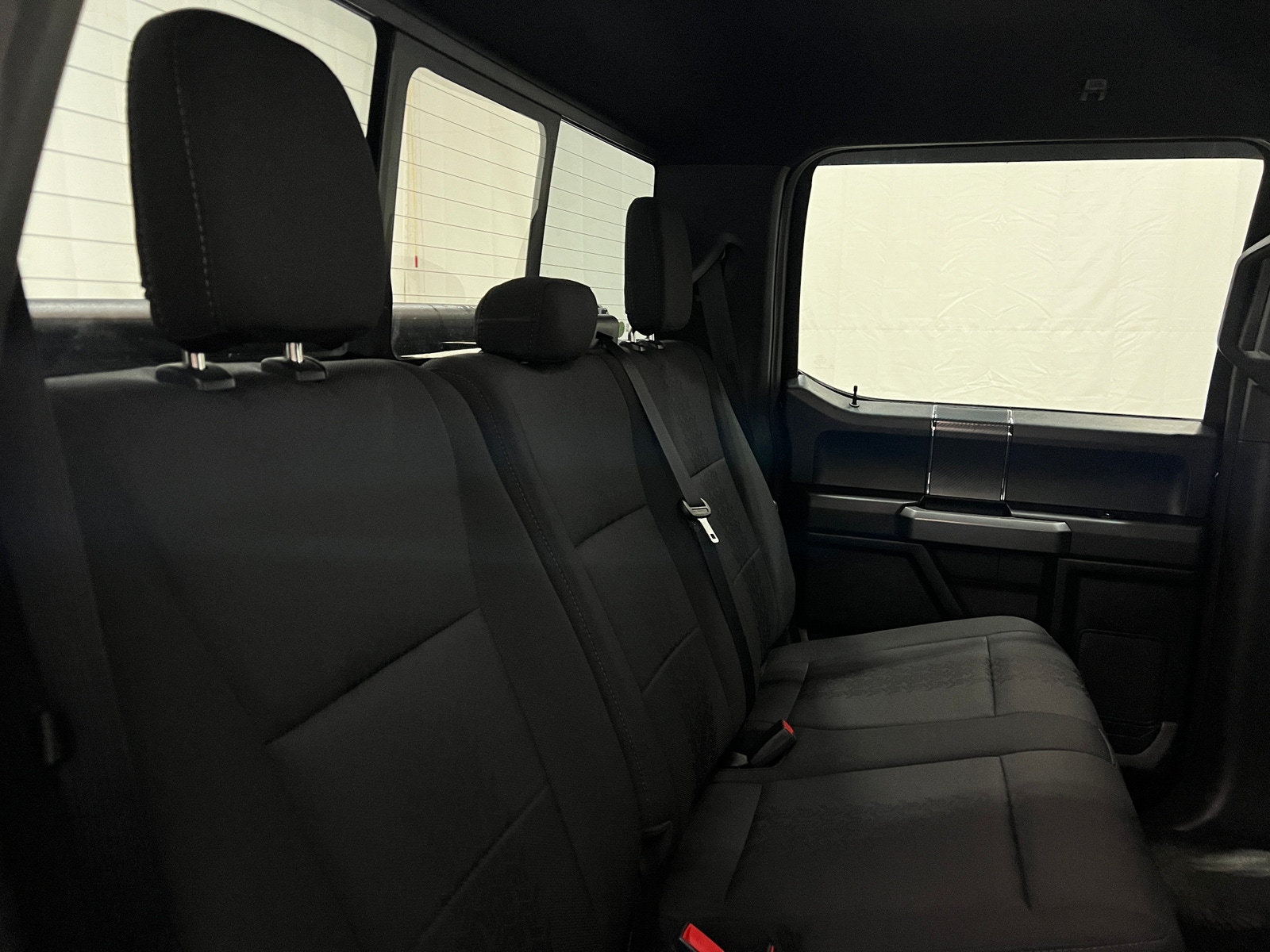 Thumbnail: 2020 Ford Econoline - 6