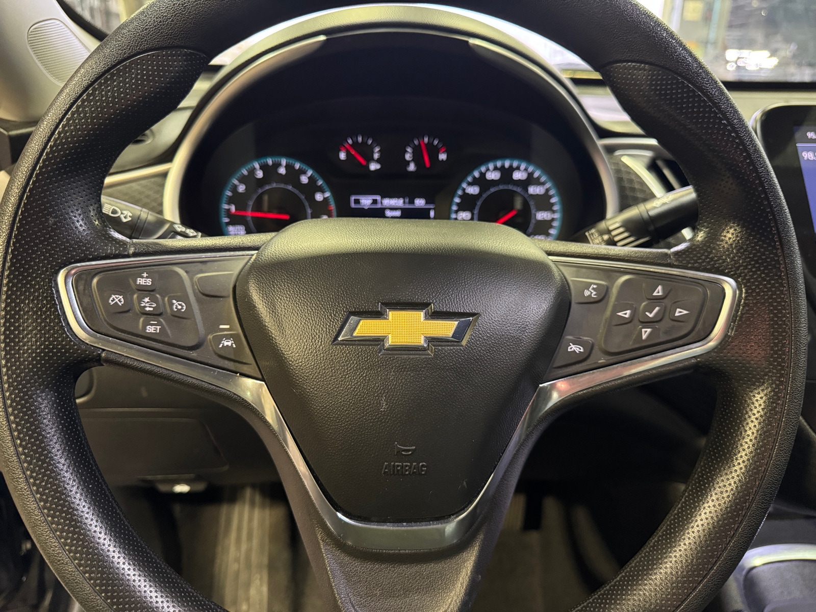 Thumbnail: 2024 Chevrolet Malibu - 5