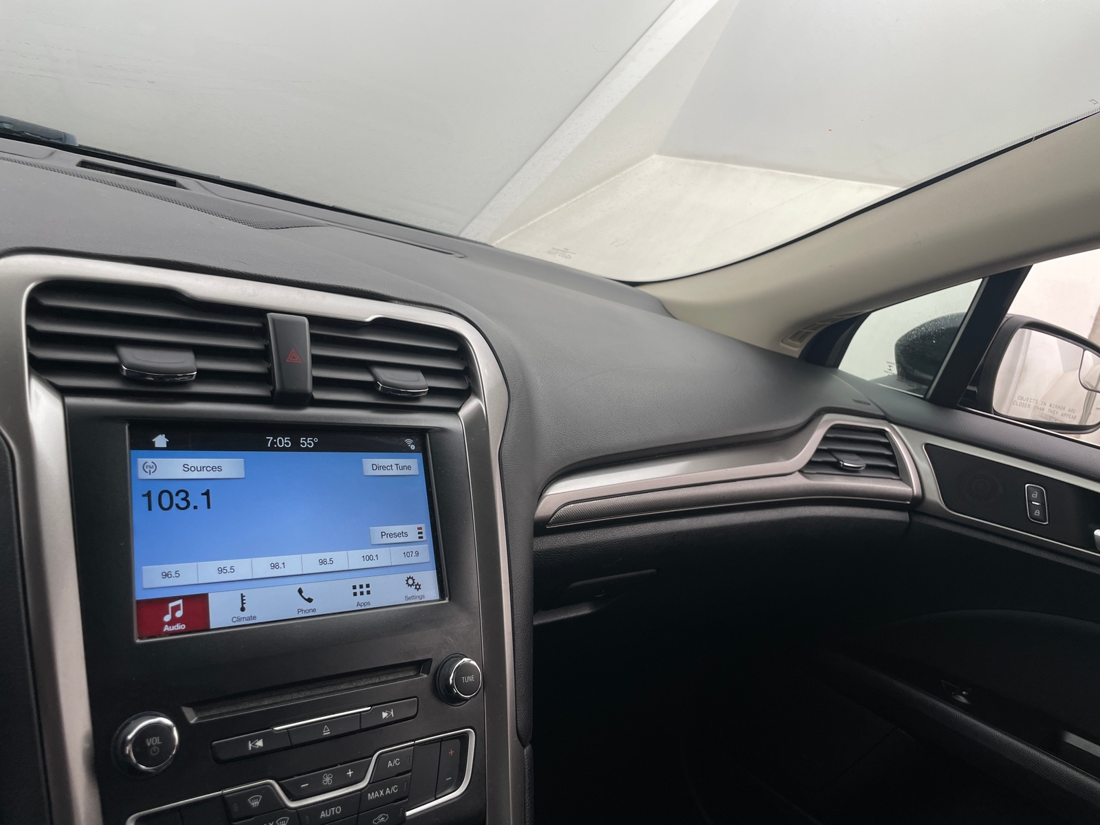 Thumbnail: 2017 Ford Fusion - 4