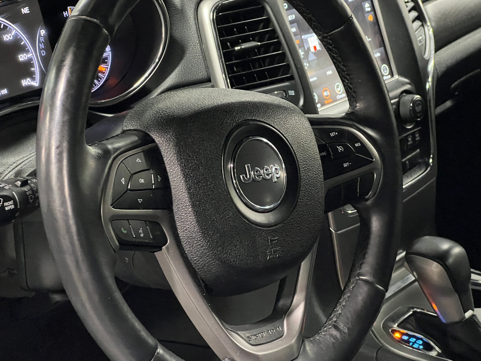 Thumbnail: 2018 Jeep Grand Cherokee - 4