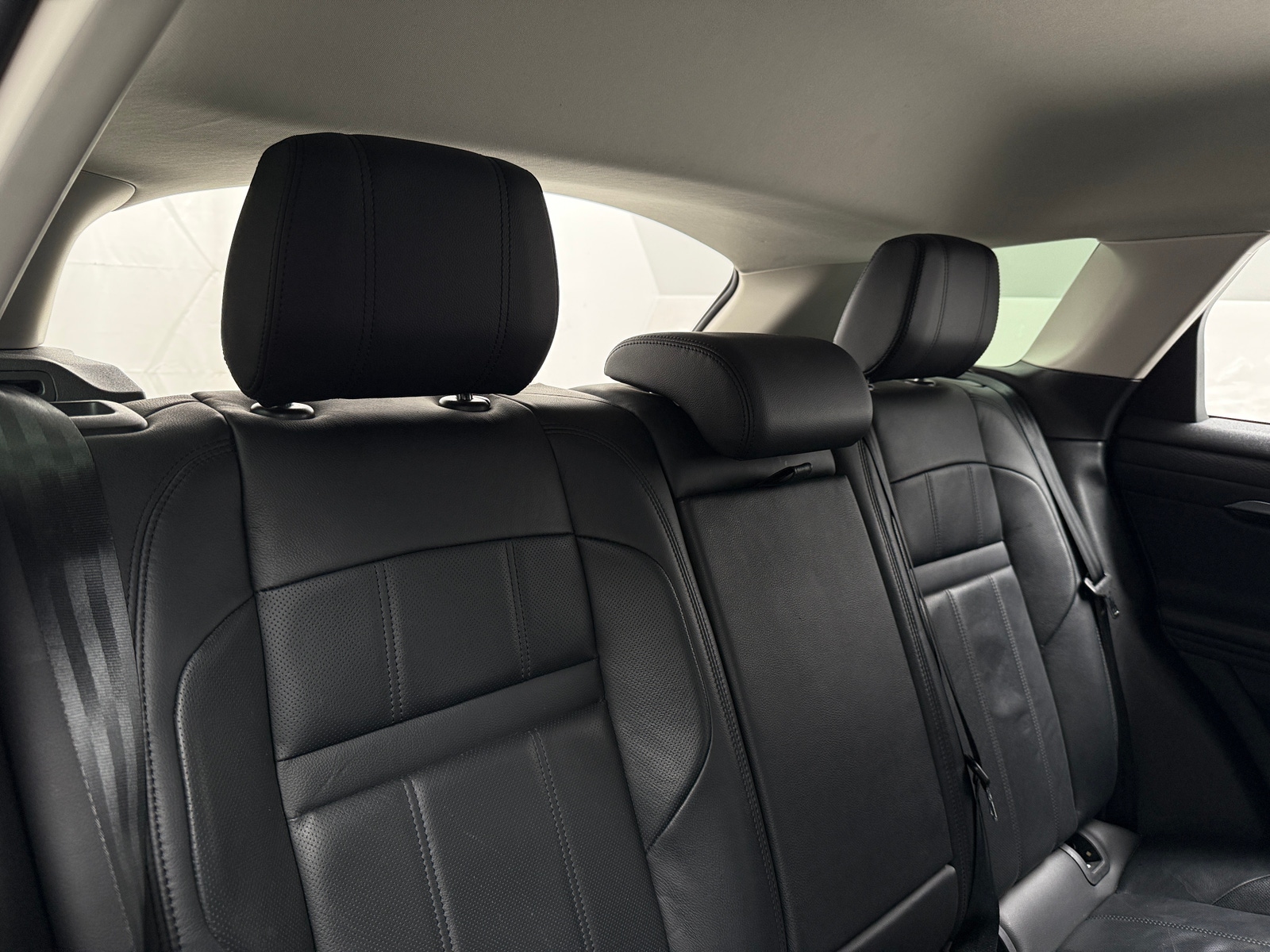 Thumbnail: 2021 Land Rover Range Rover Evoque - 5