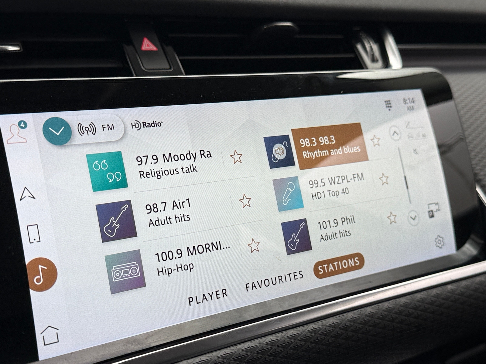 Thumbnail: 2021 Land Rover Range Rover Evoque - 3