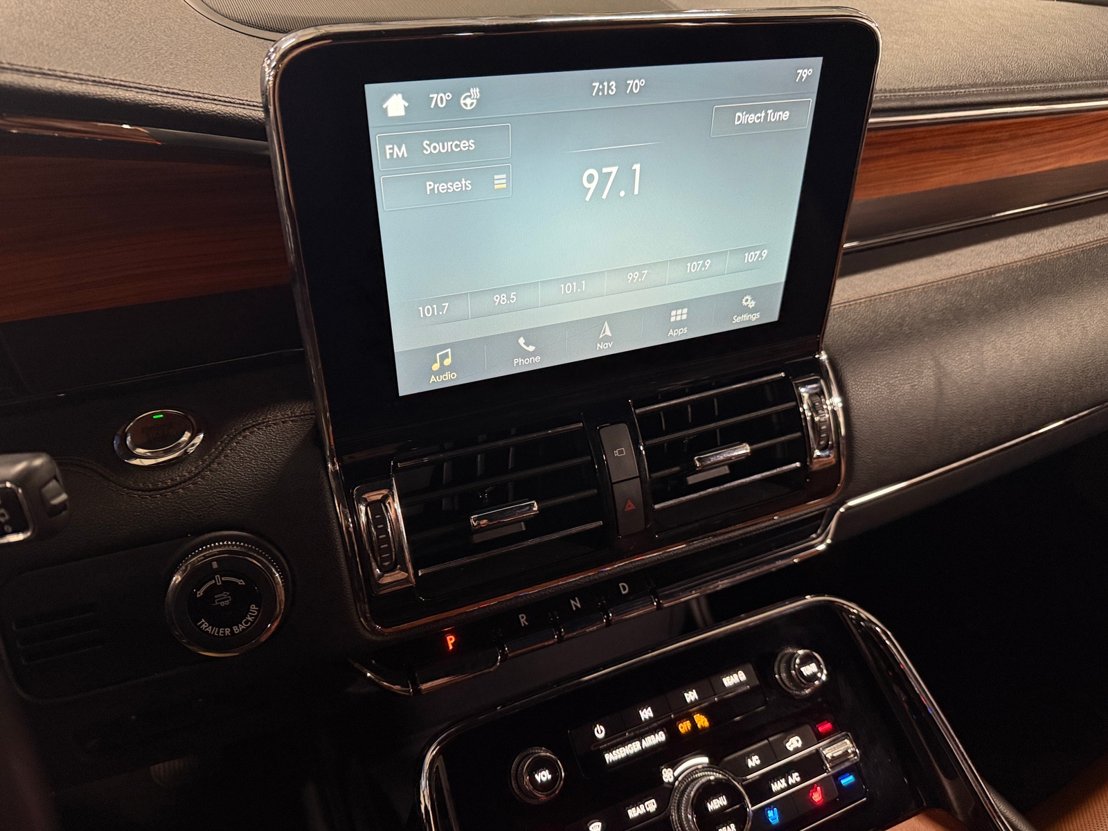 Thumbnail: 2019 Lincoln Navigator - 3