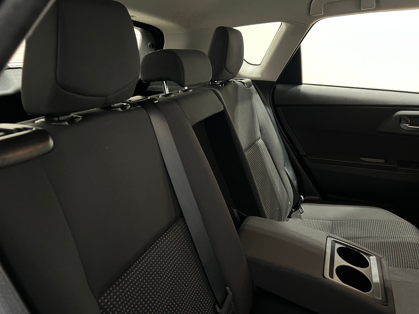 Thumbnail: 2018 Toyota Corolla iM - 6