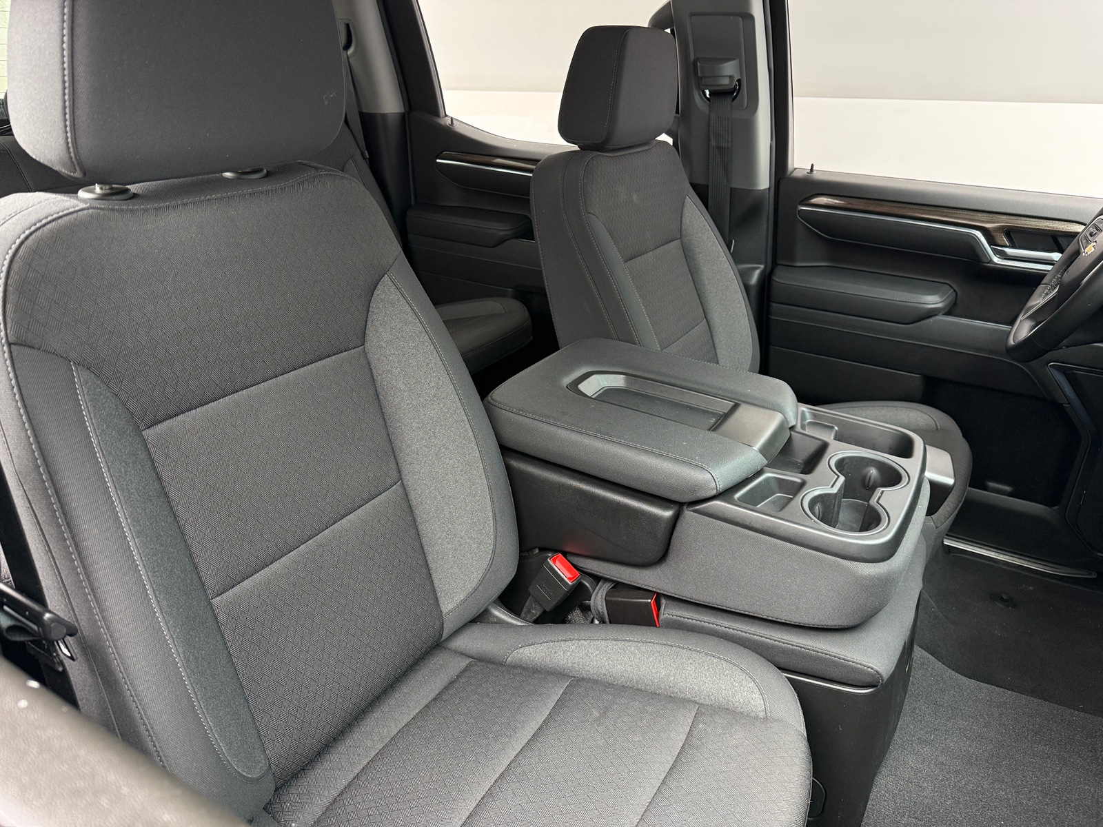 Thumbnail: 2026 Chevrolet Silverado 1500 - 2