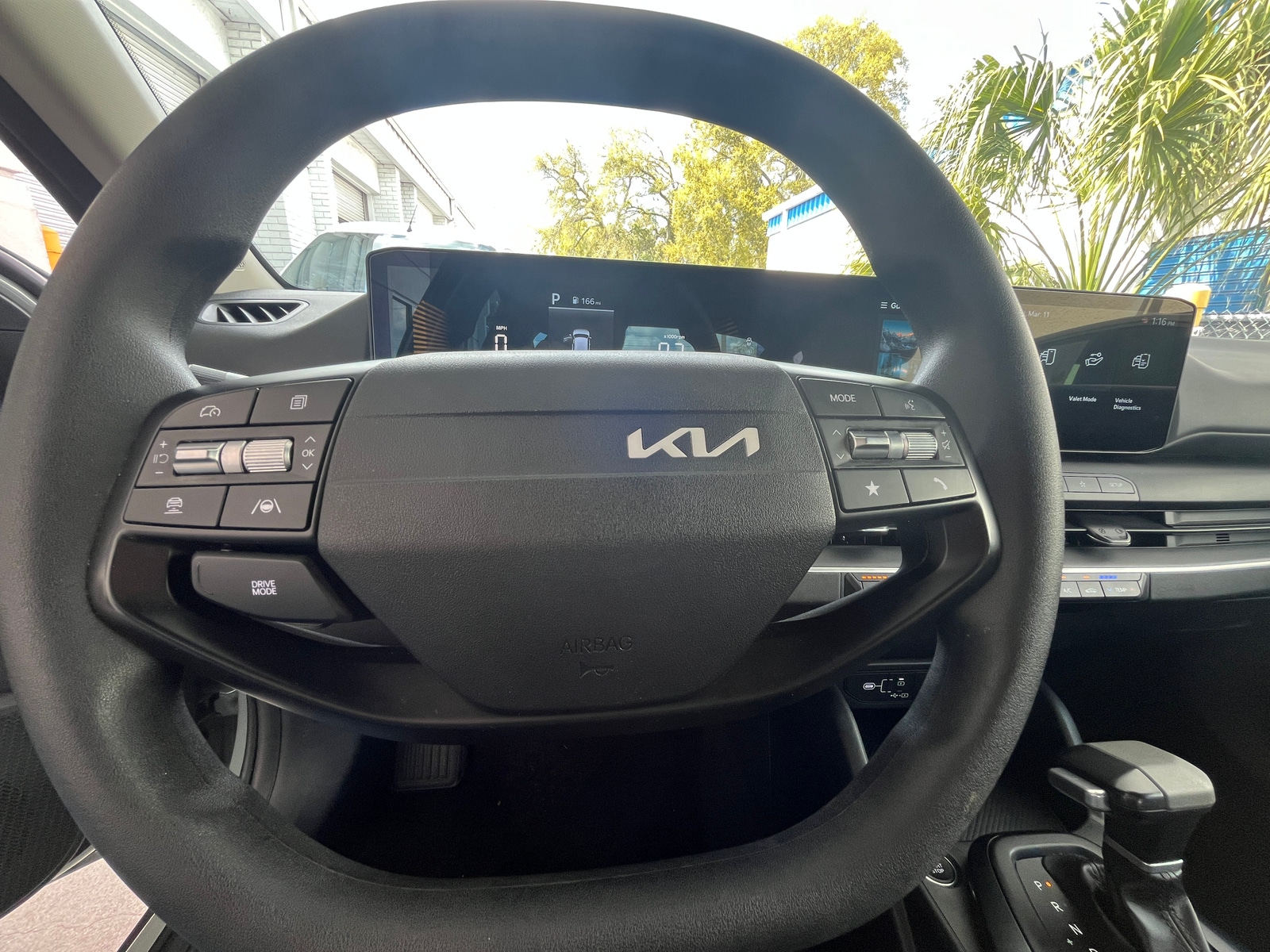 Thumbnail: 2025 Kia K4 - 5