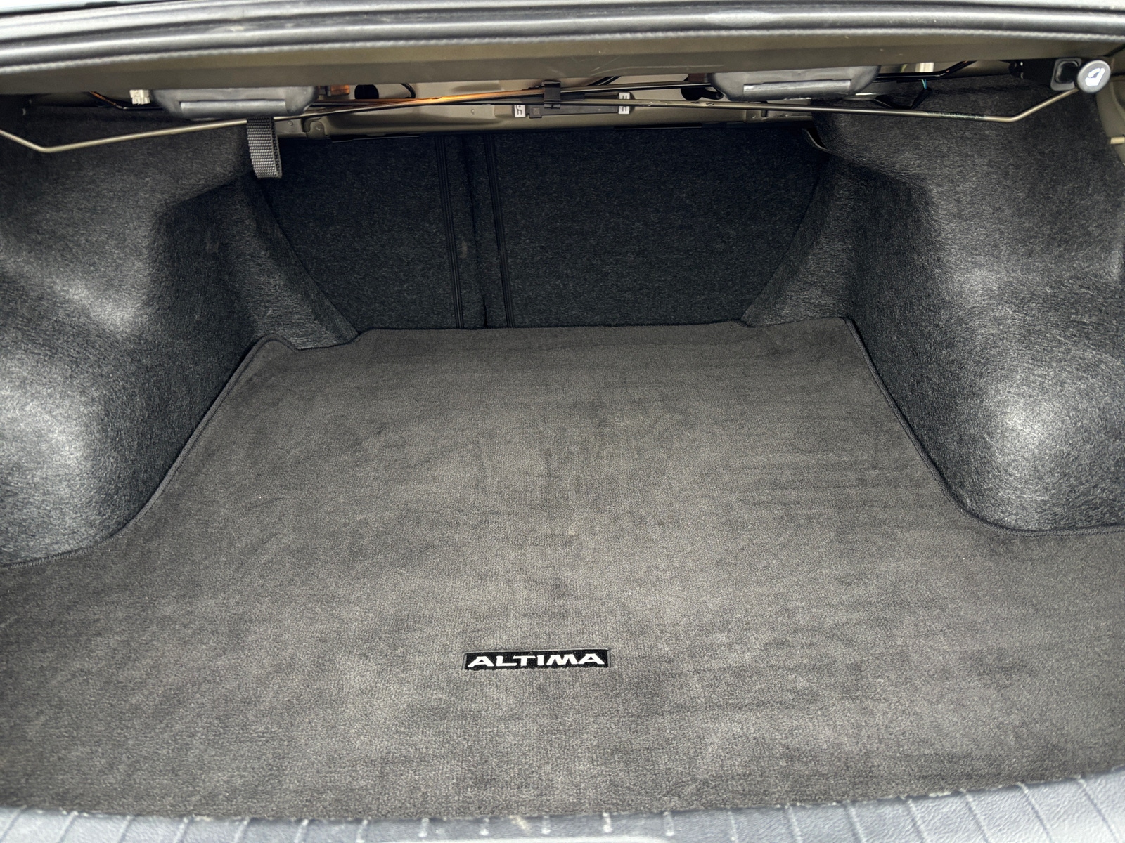 Thumbnail: 2025 Nissan Altima - 6