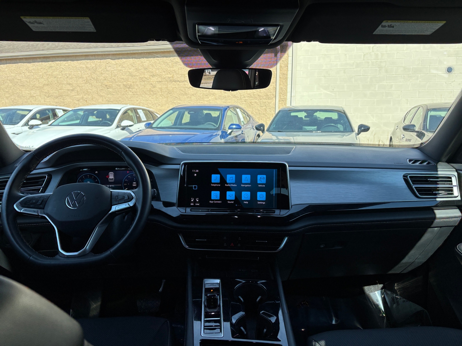 Thumbnail: 2025 Volkswagen Atlas - 3