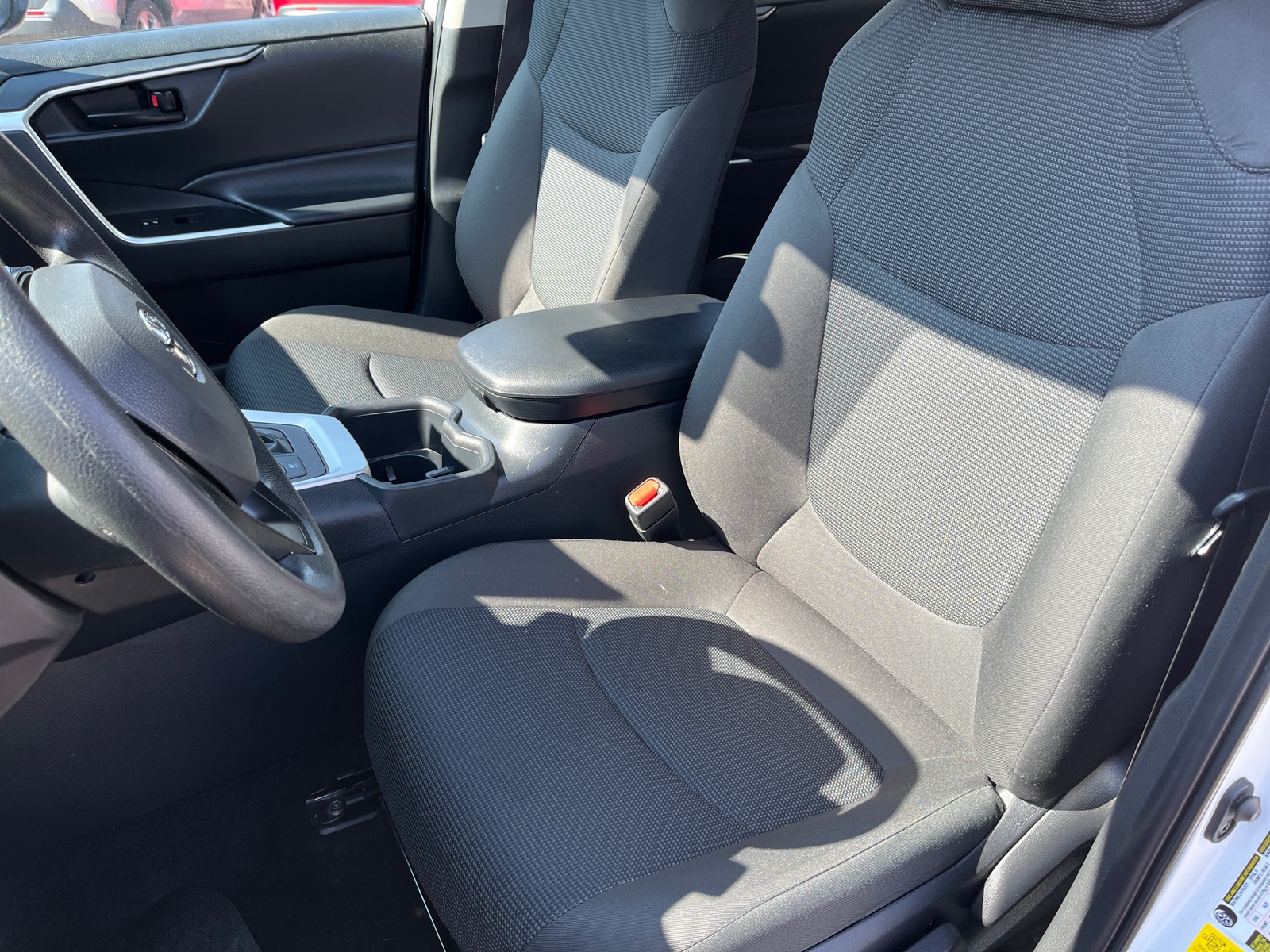 Thumbnail: 2025 Toyota RAV4 - 2