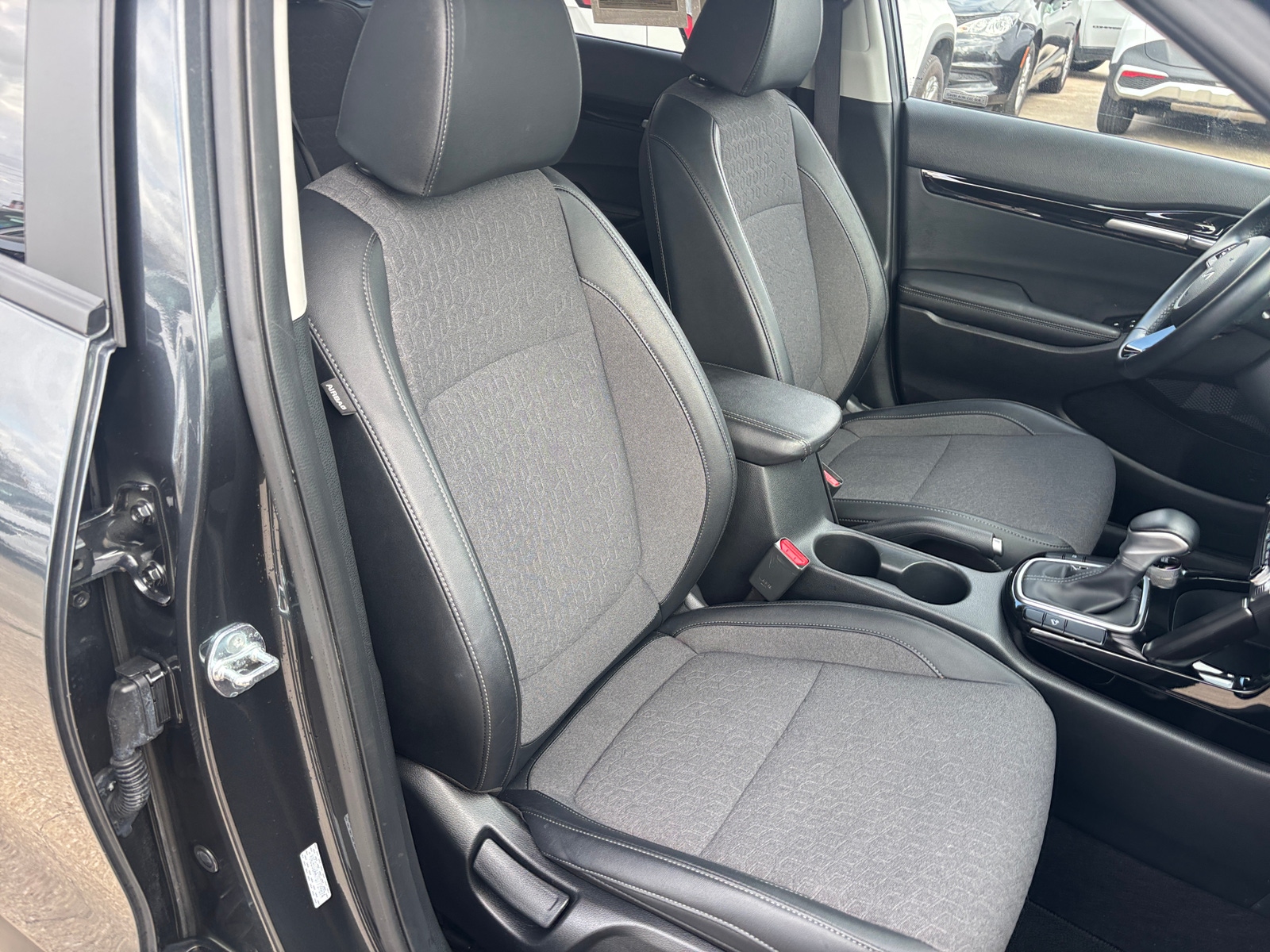 Thumbnail: 2025 Kia Seltos - 2