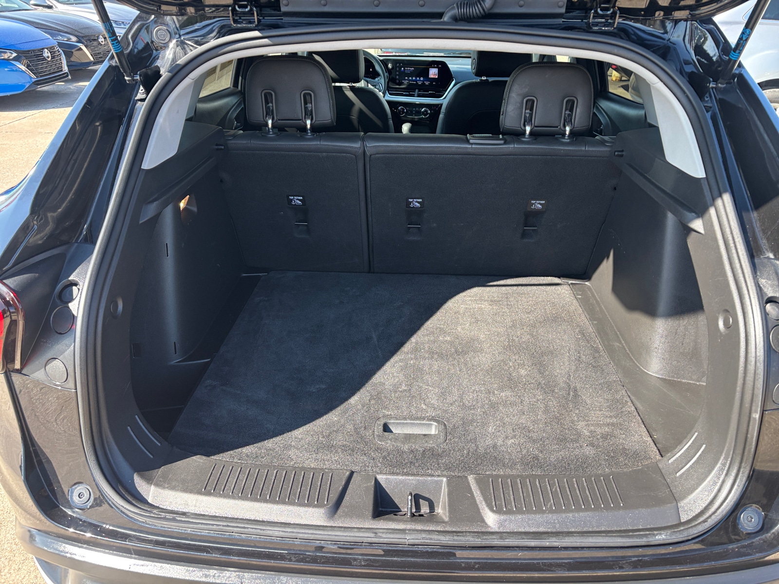 Thumbnail: 2025 Chevrolet Trax - 6