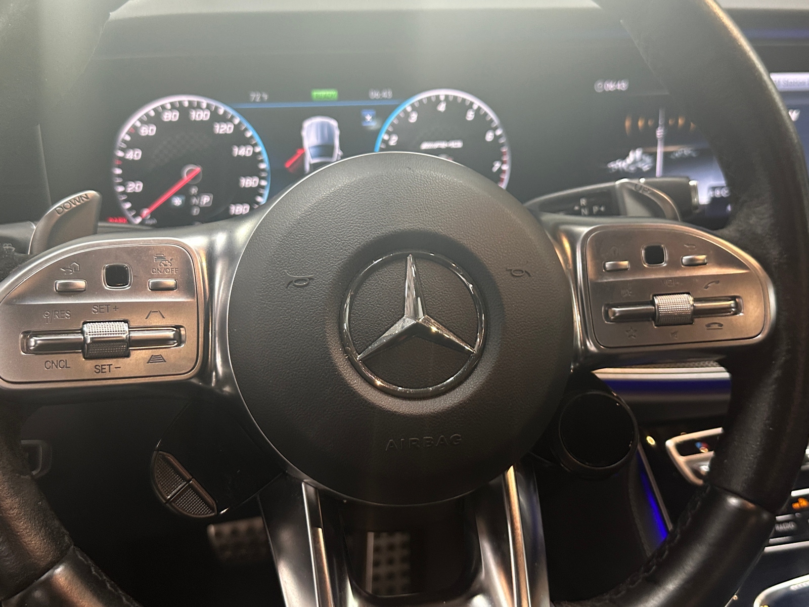 Thumbnail: 2020 Mercedes-Benz E-Class - 4