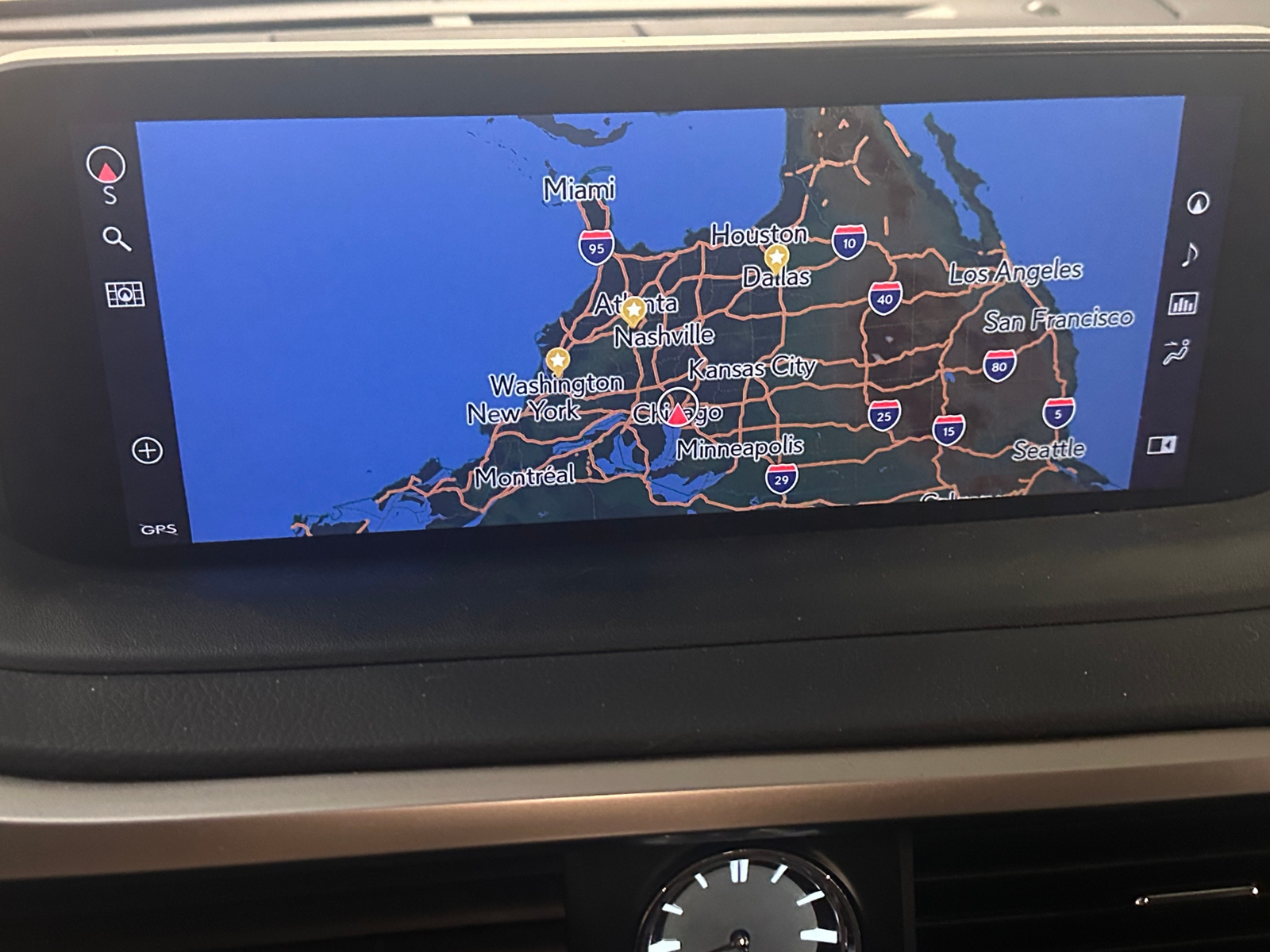 Thumbnail: 2022 Lexus RX - 3