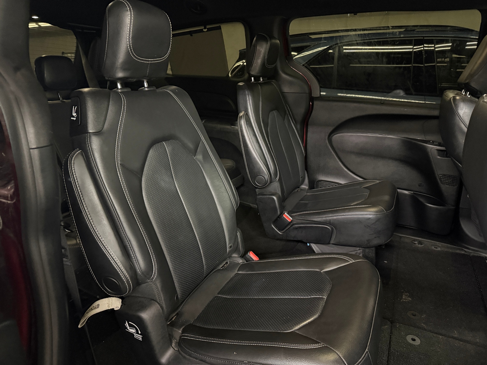 Thumbnail: 2019 Chrysler Pacifica - 5