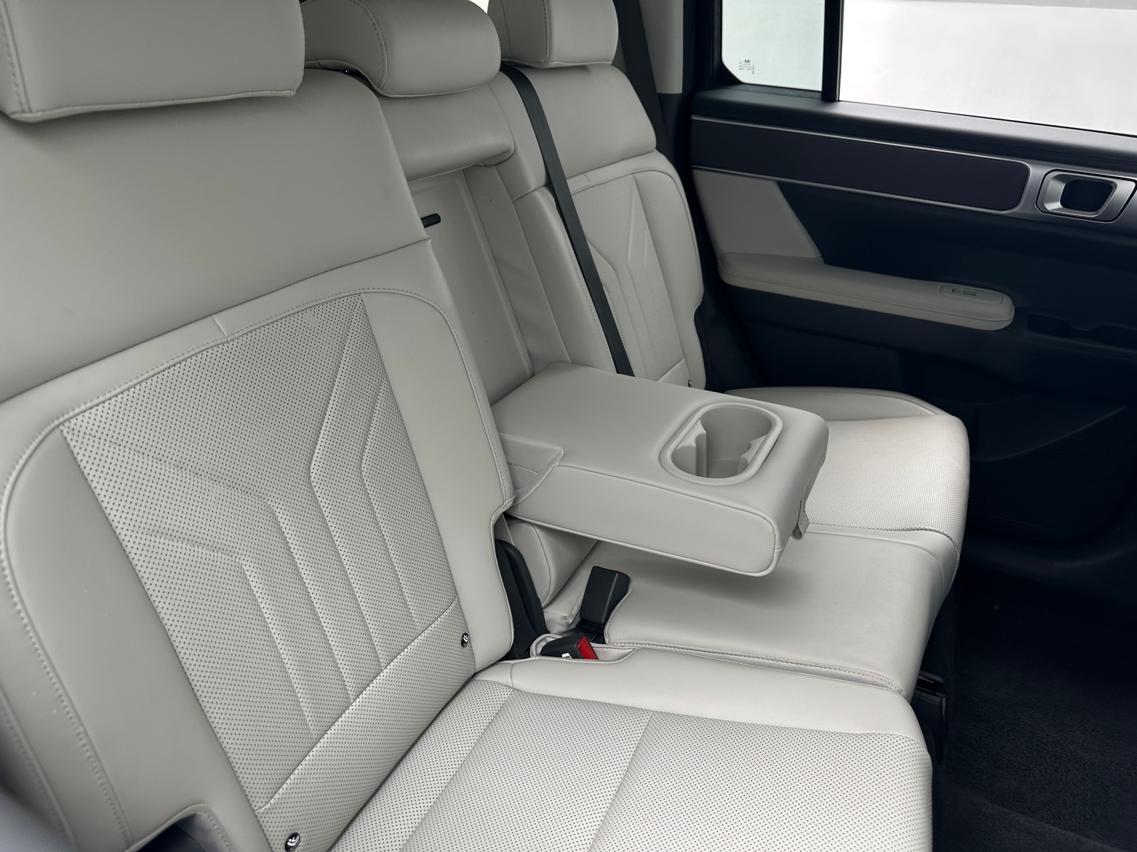 Thumbnail: 2025 Hyundai Santa Fe - 5