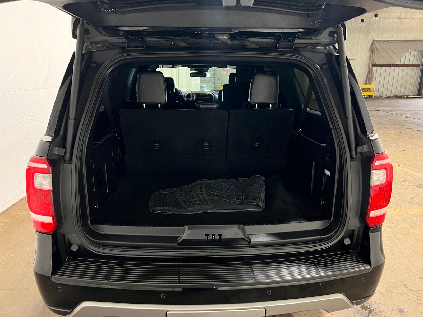 Thumbnail: 2018 Ford Expedition MAX - 7