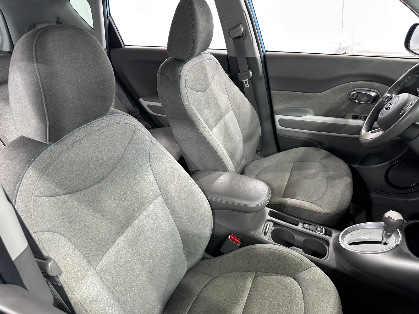 Thumbnail: 2017 Kia Soul EV - 2