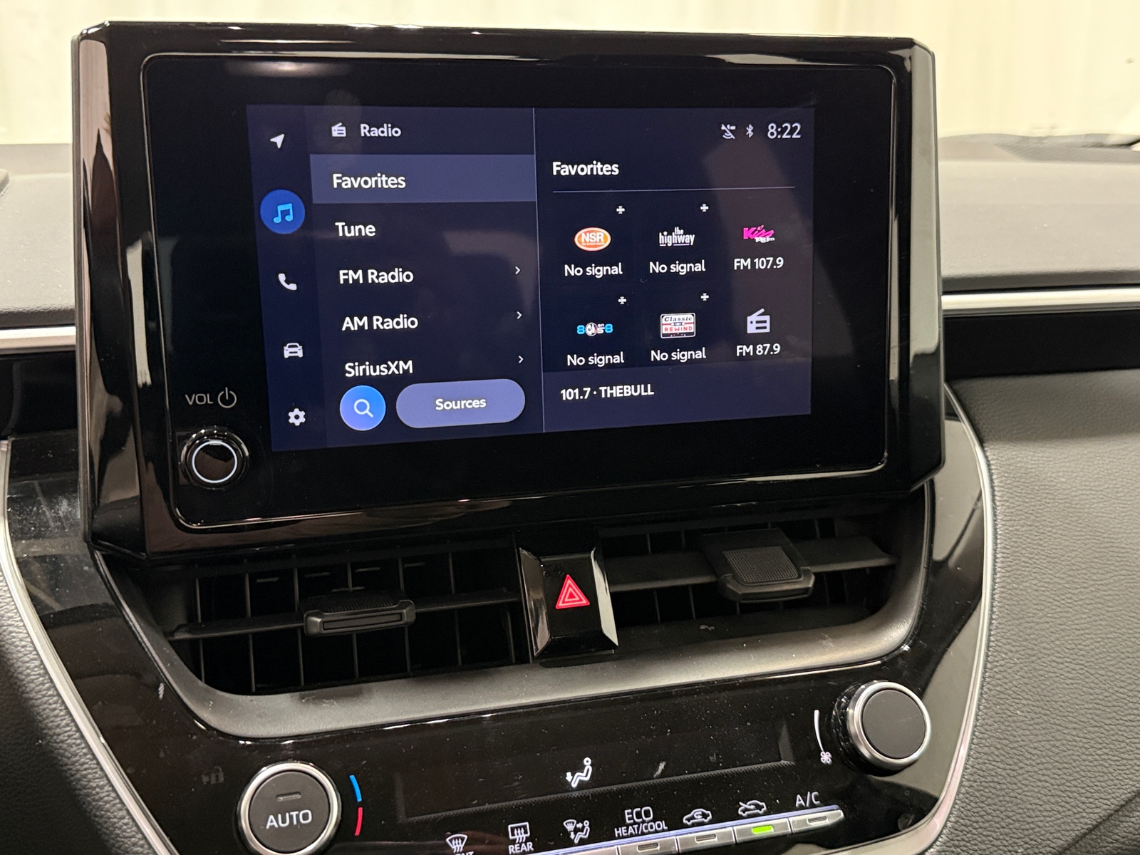 Thumbnail: 2025 Toyota Corolla - 4