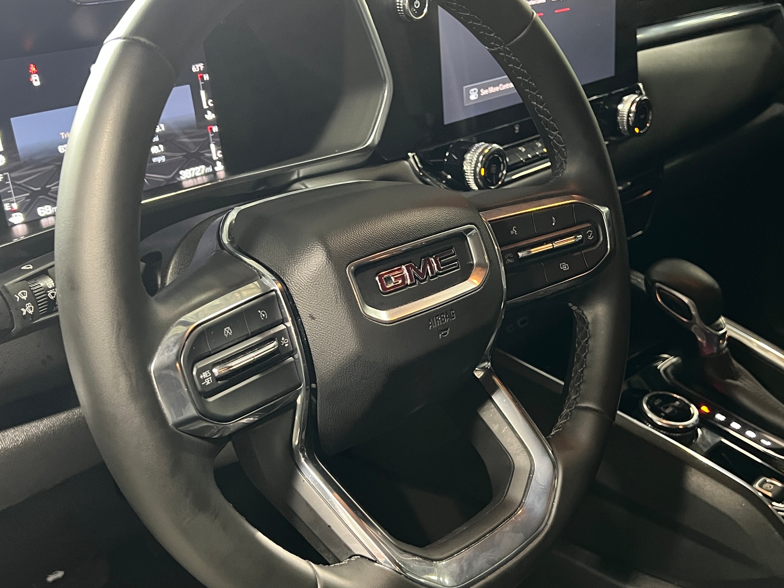 Thumbnail: 2023 GMC Canyon - 5