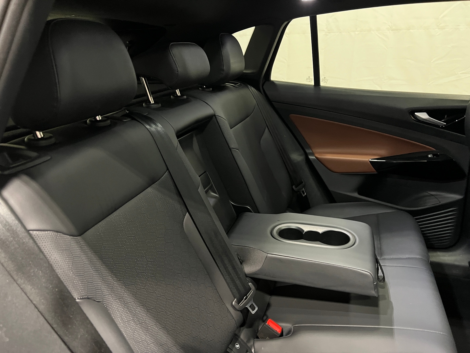 Thumbnail: 2022 Volkswagen ID.4 - 5