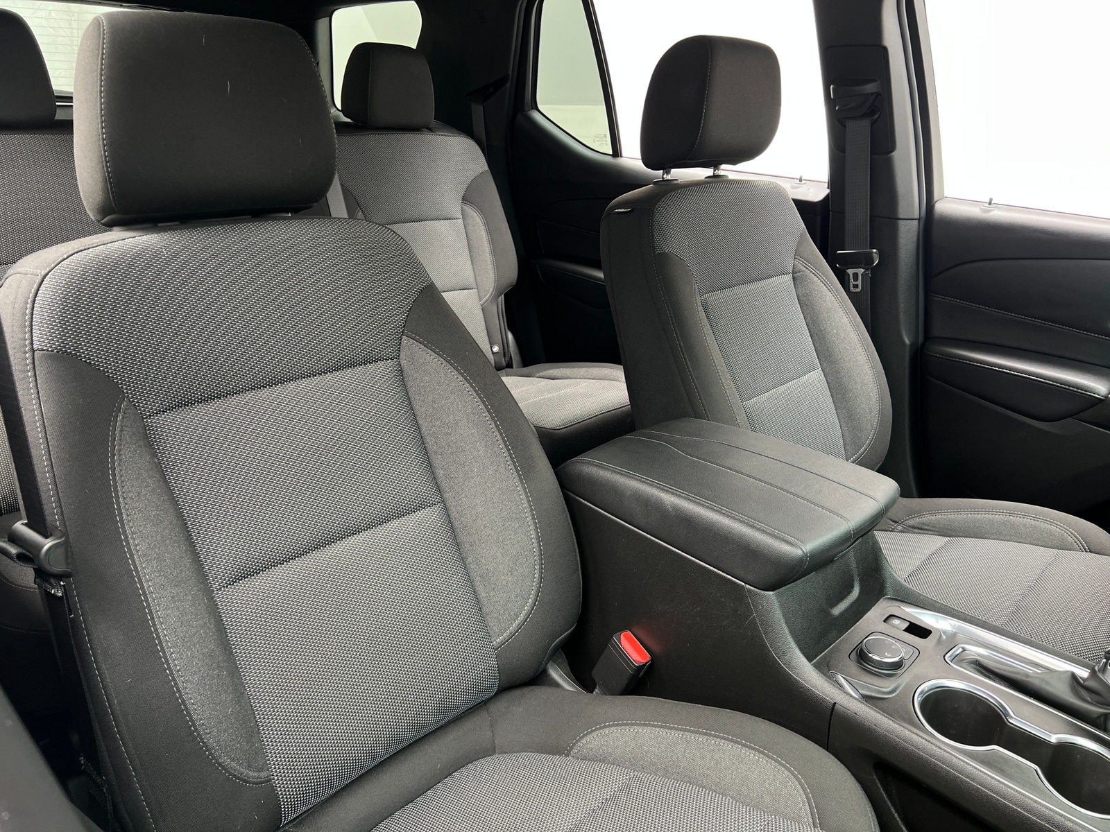 Thumbnail: 2023 Chevrolet Traverse - 2