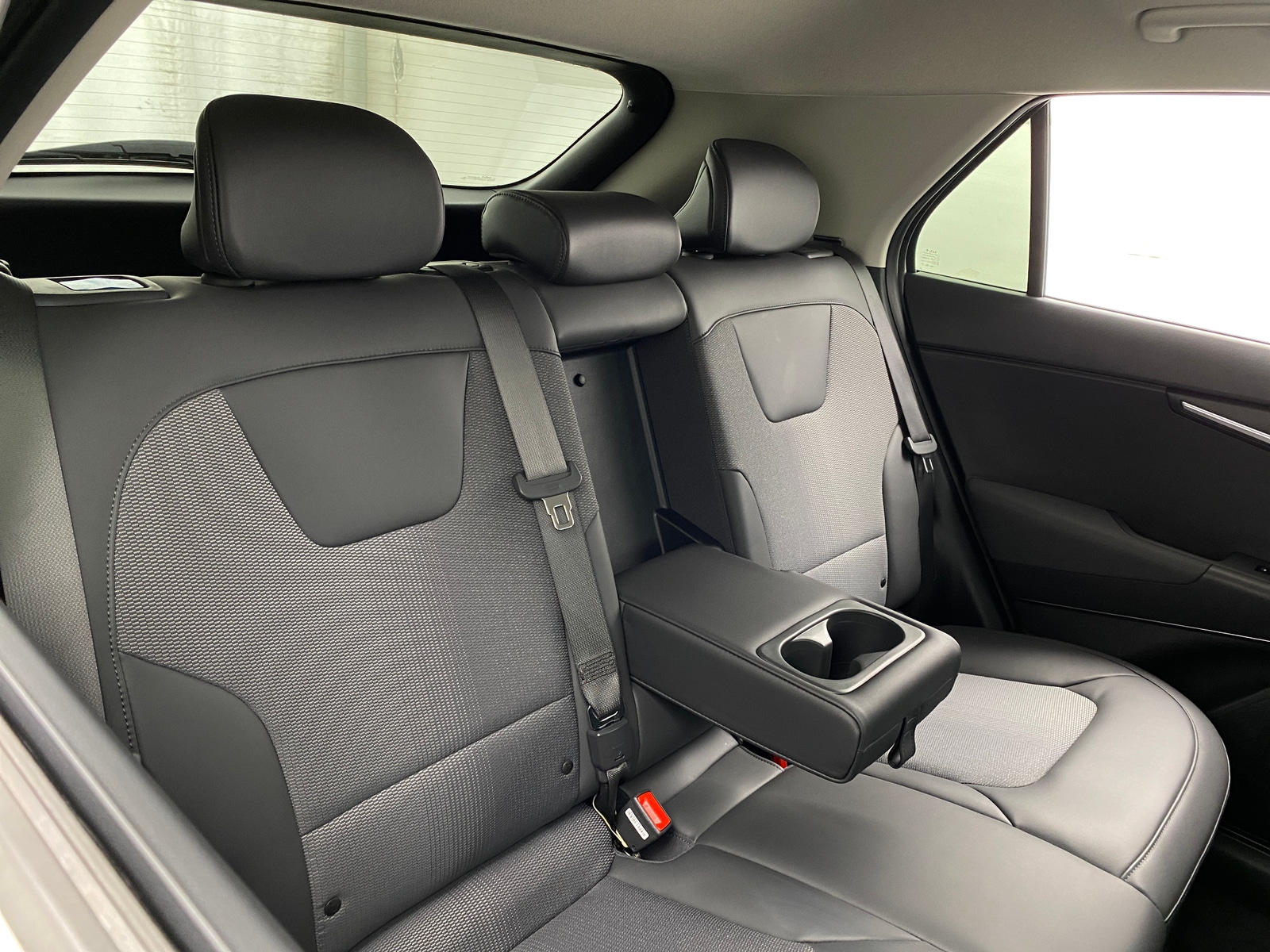 Thumbnail: 2024 Kia Niro - 6