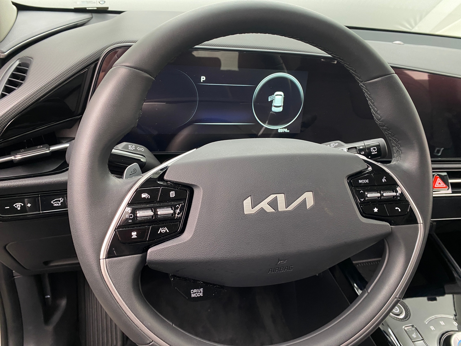 Thumbnail: 2024 Kia Niro - 5