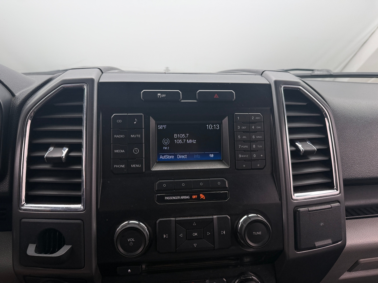 Thumbnail: 2016 Ford Econoline - 4