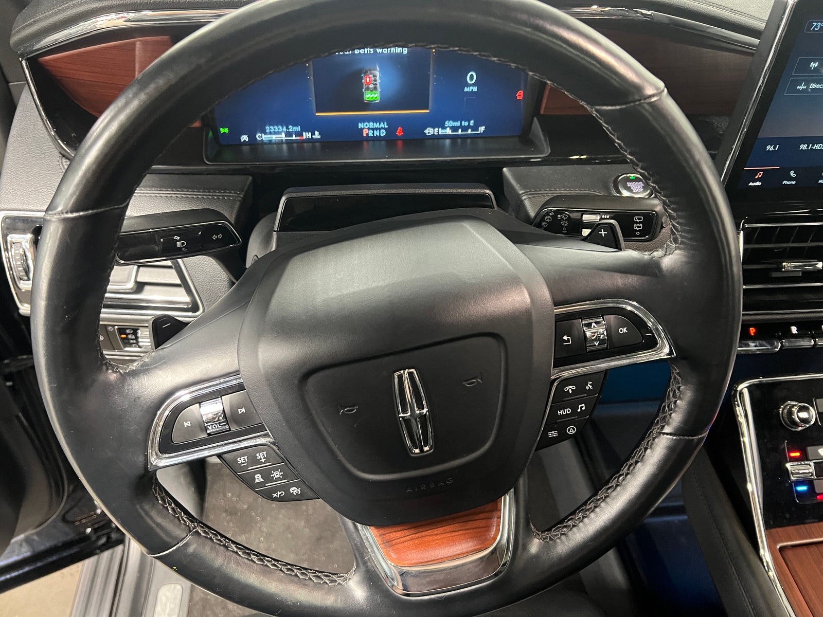 Thumbnail: 2023 Lincoln Navigator - 4