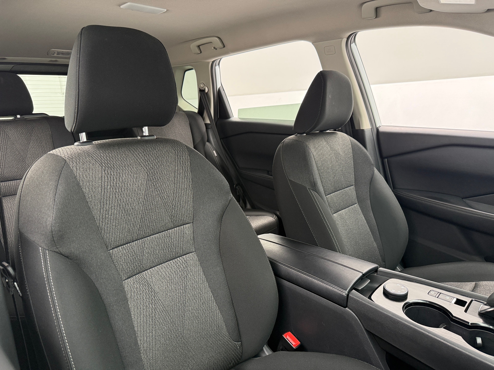 Thumbnail: 2025 Nissan Rogue - 2