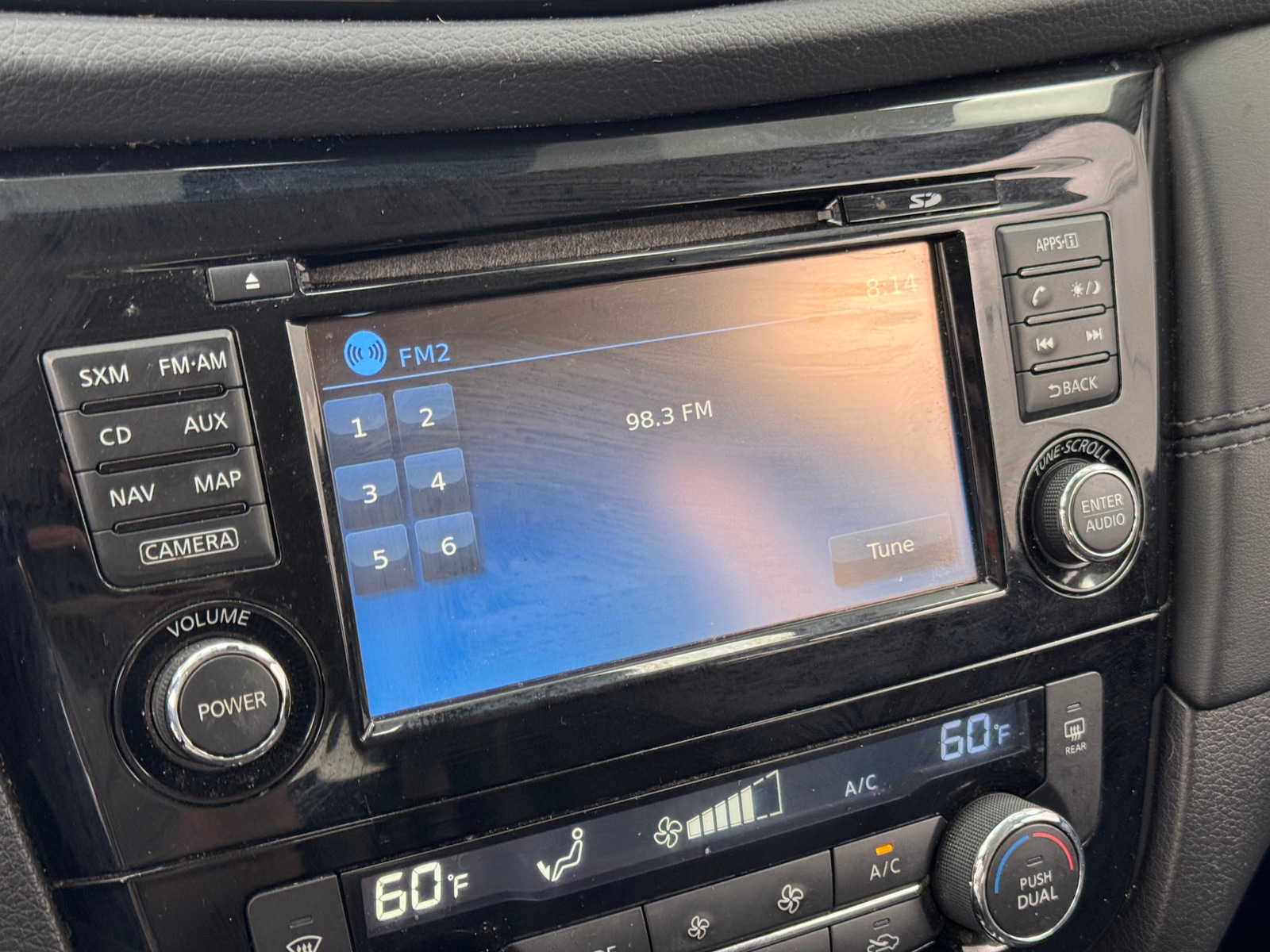 Thumbnail: 2017 Nissan Rogue - 3