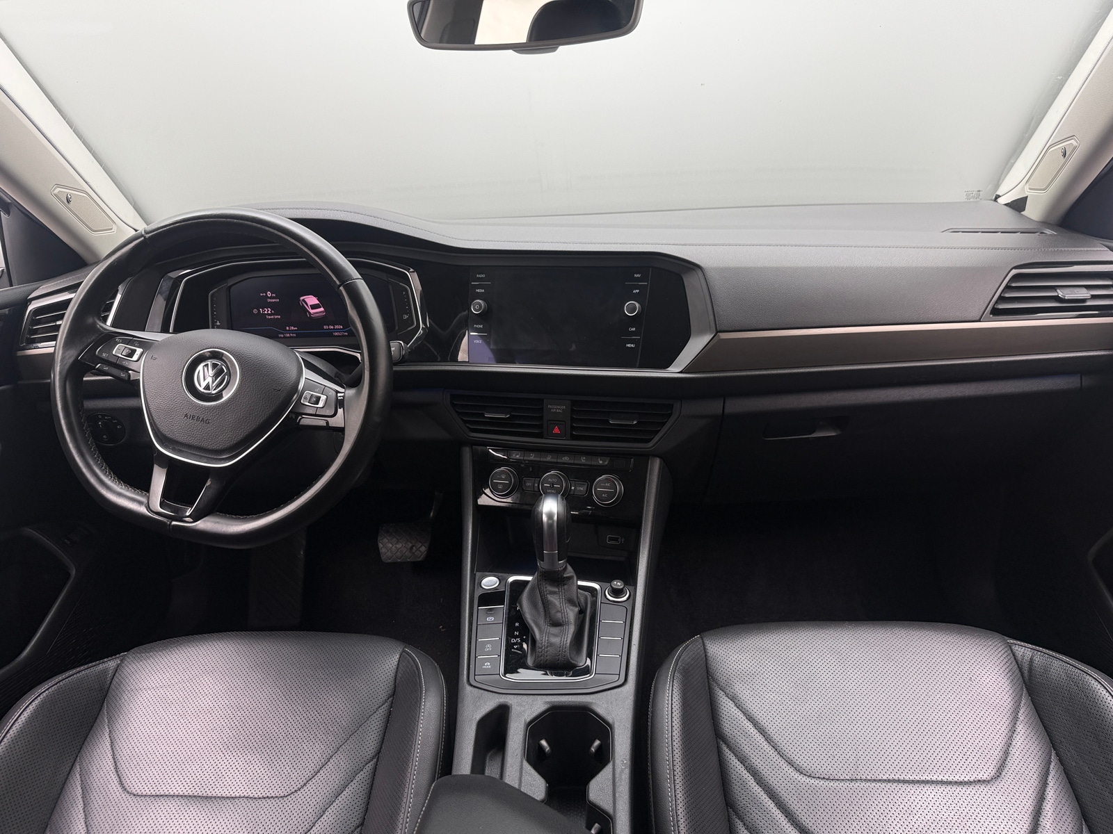 Thumbnail: 2019 Volkswagen Jetta - 2