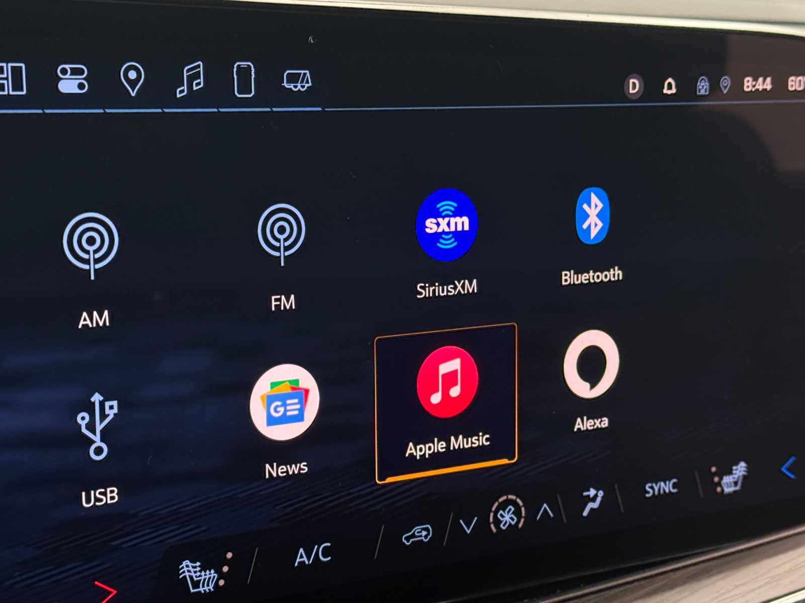 Thumbnail: 2025 Chevrolet Suburban - 3