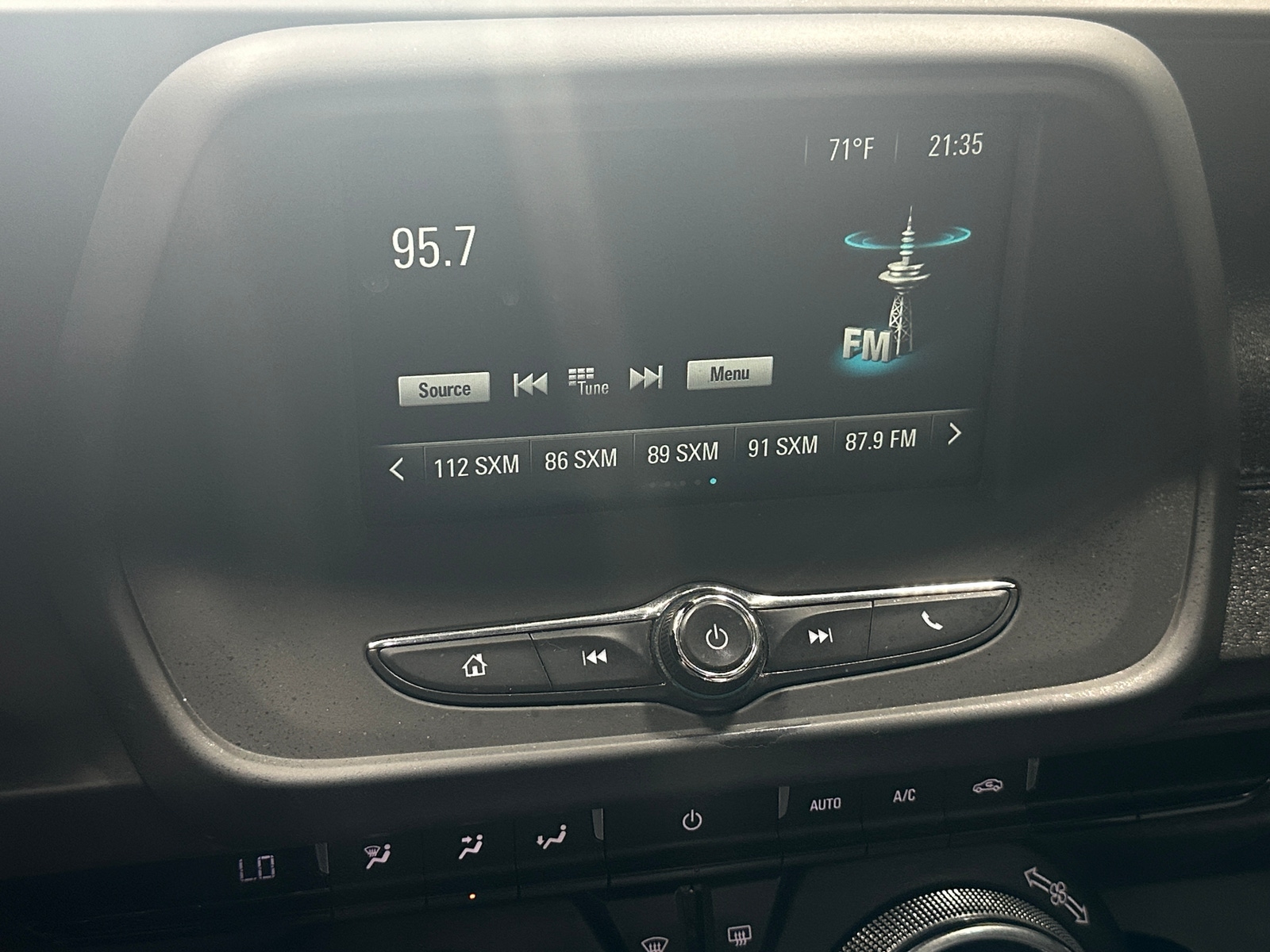 Thumbnail: 2017 Chevrolet Camaro - 4