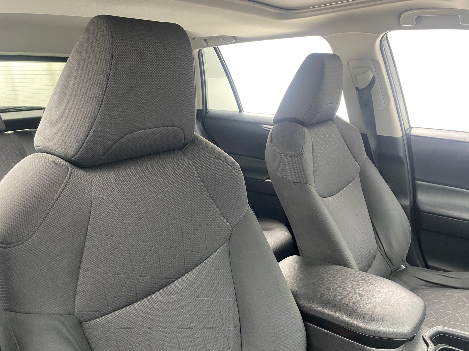 Thumbnail: 2019 Toyota RAV4 - 2