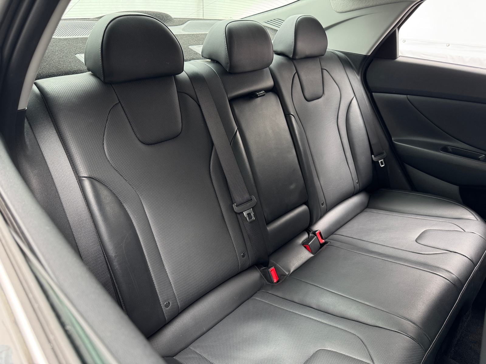 Thumbnail: 2023 Hyundai Elantra - 5