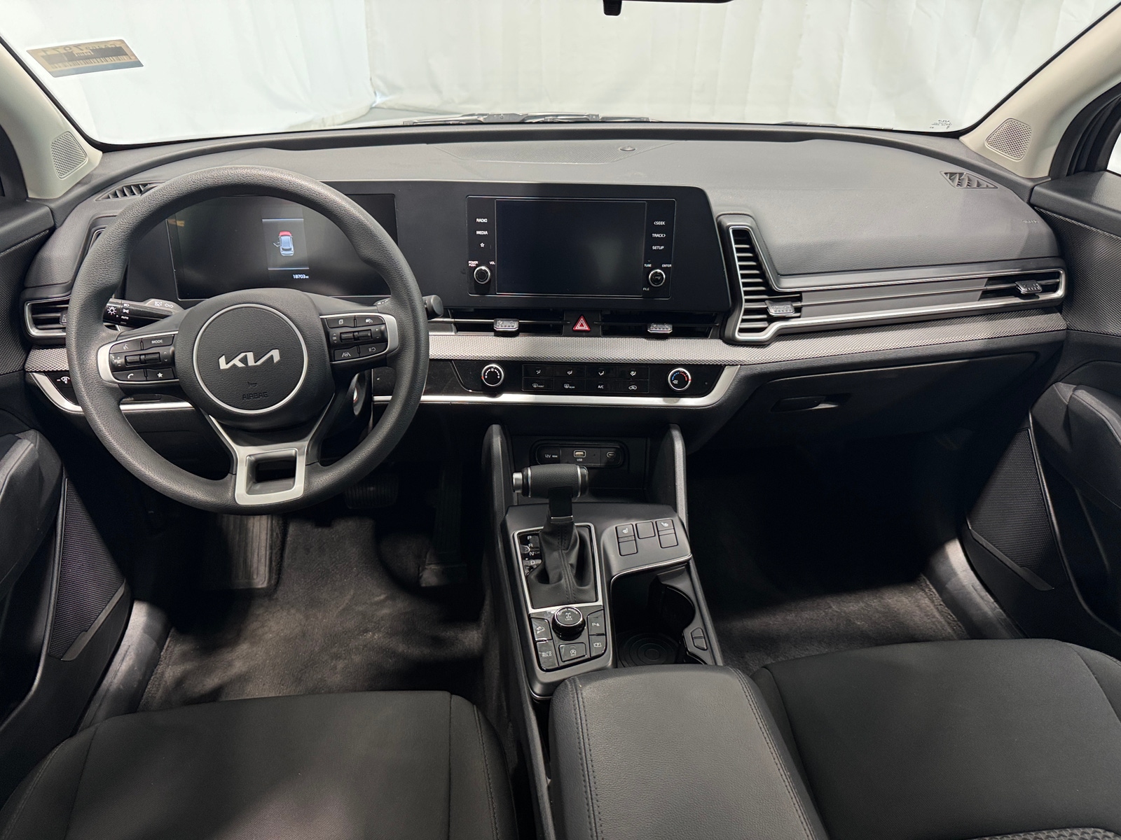 Thumbnail: 2025 Kia Sportage - 3